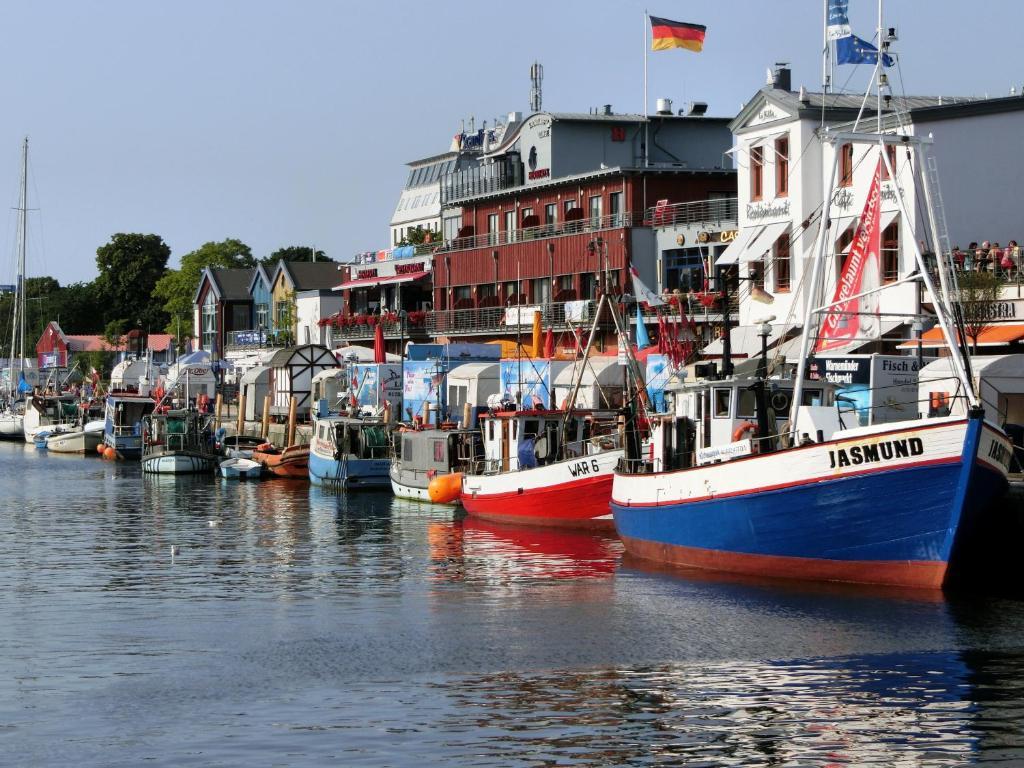 Gaestehaus Rostock Luetten Klein Hotel Eksteriør billede